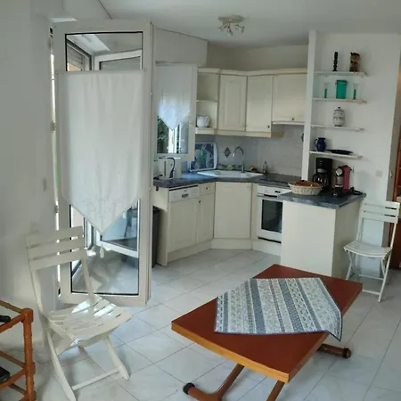 Apartamento Bright With Terrace In